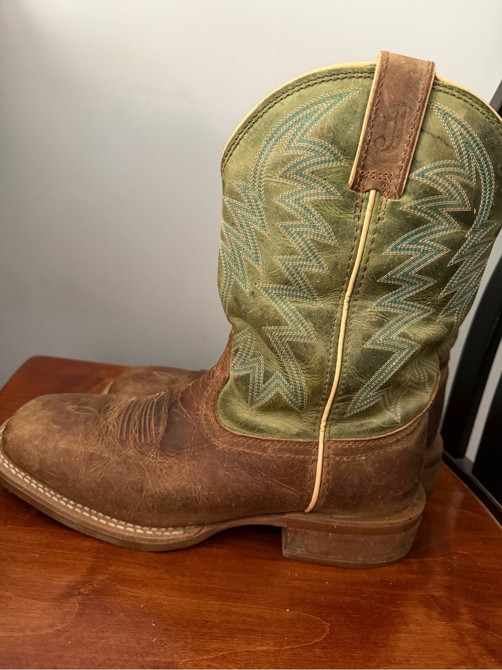 Men's Leather Justin  Western Work Boot in Brown and Olive